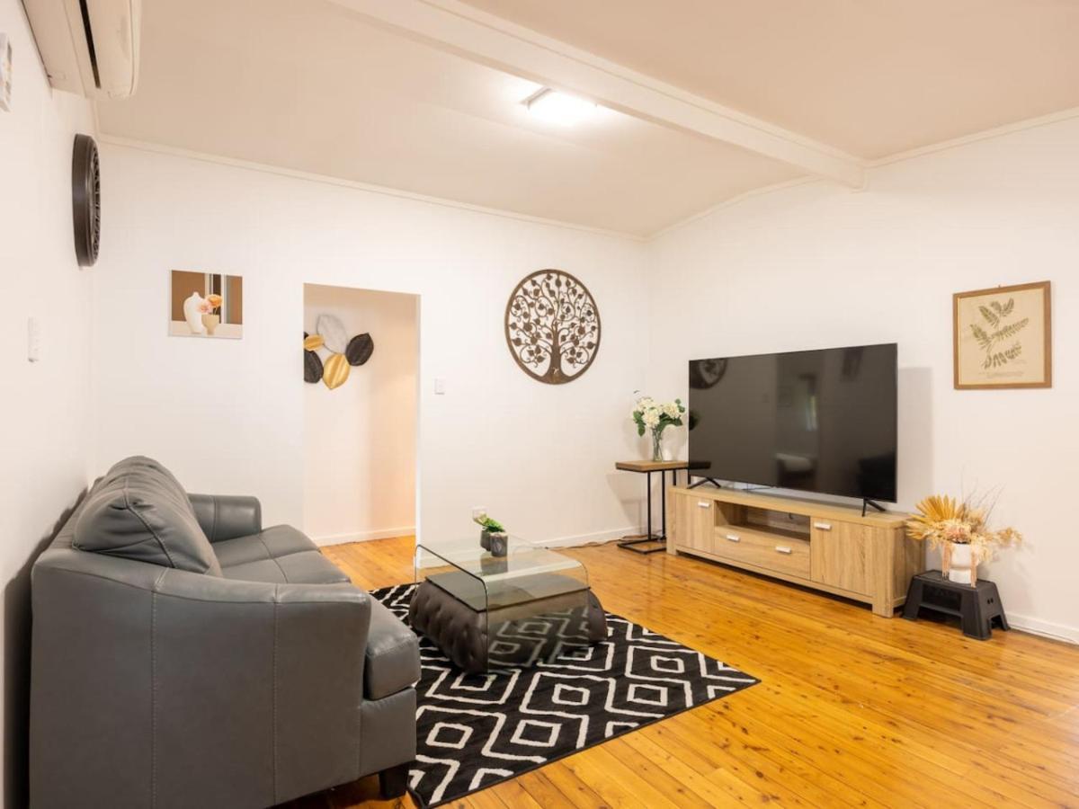 Peaceful 3Beds Affordable Home Near Bne Airport Брисбен Экстерьер фото